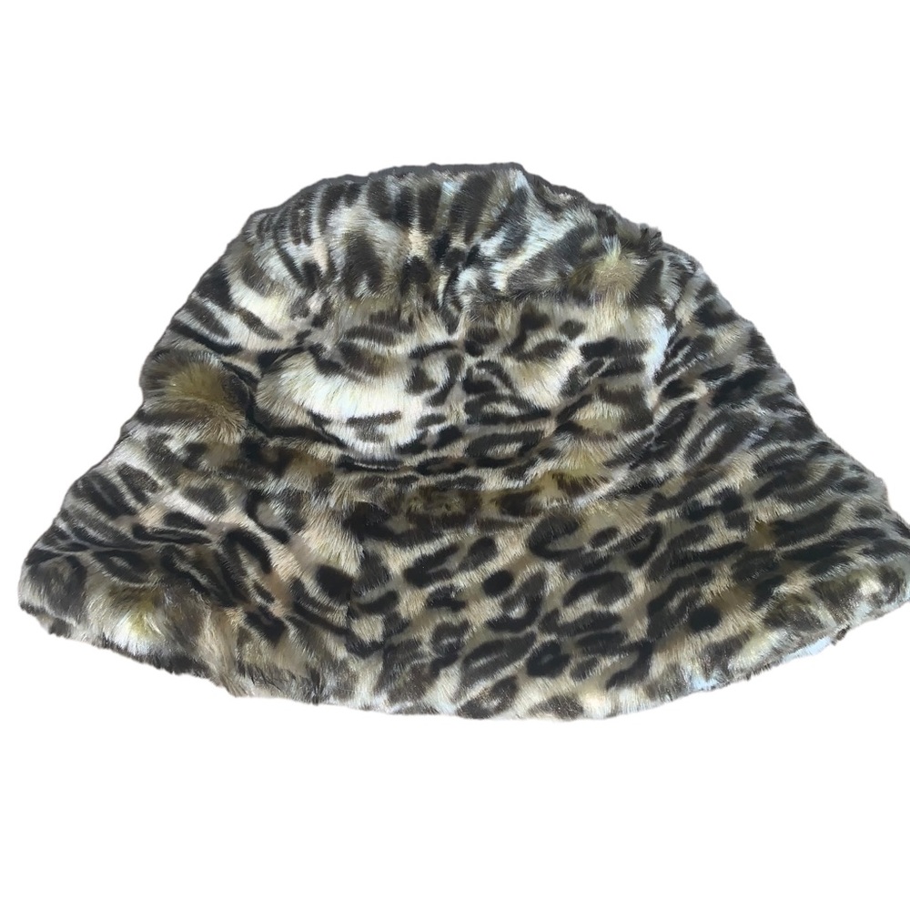 Kenneth Cole Faux Leopard Print Fur Bucket Hat Excellent Condition